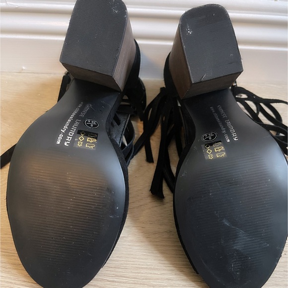 Chinese Laundry Boho genuine suede fringe stacked wood heel sandal booties … - Picture 4 of 7